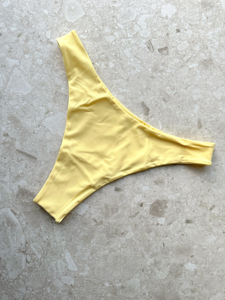 Staple Bottom M+