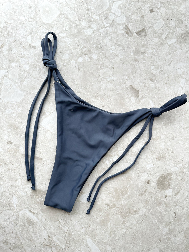 Tie Up Bottom XS