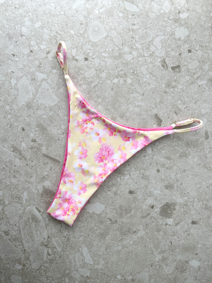 Strap Bottom L