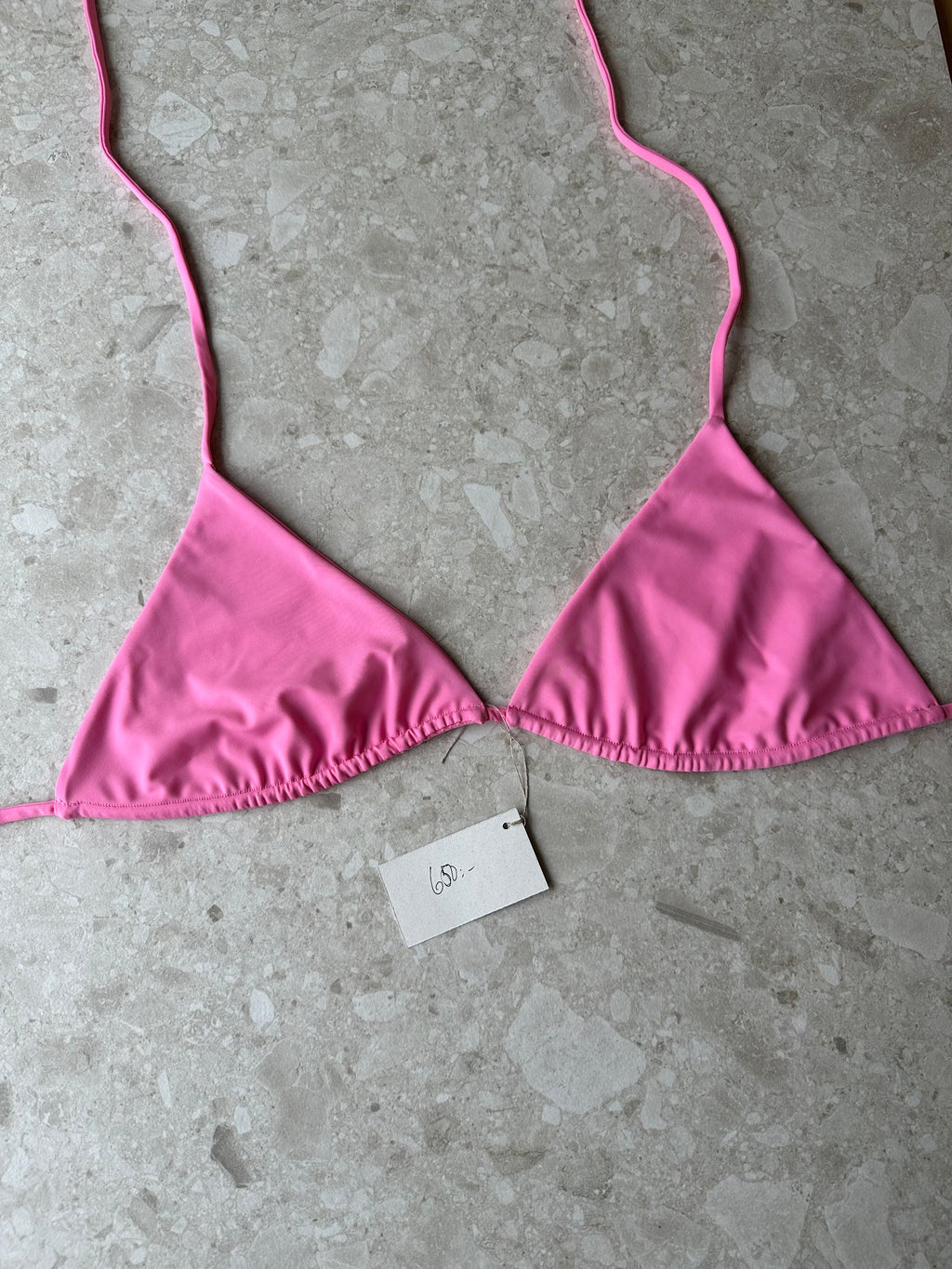L Hawaii top