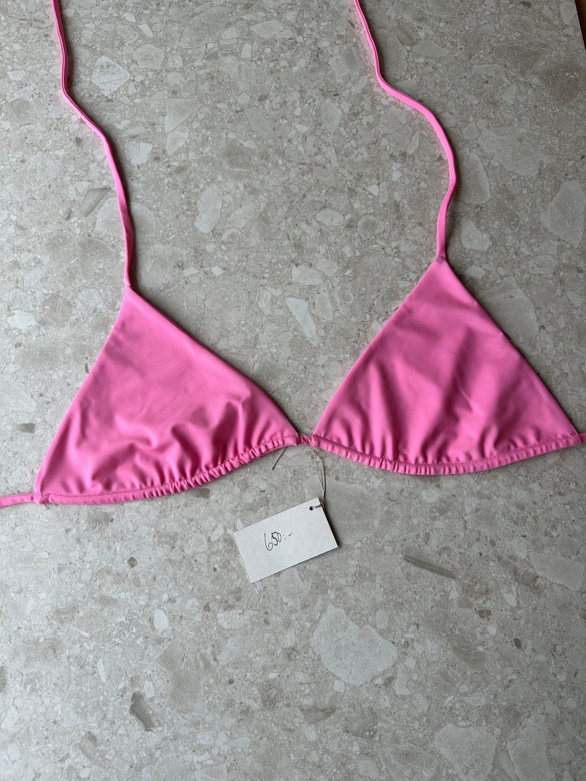 L Hawaii top
