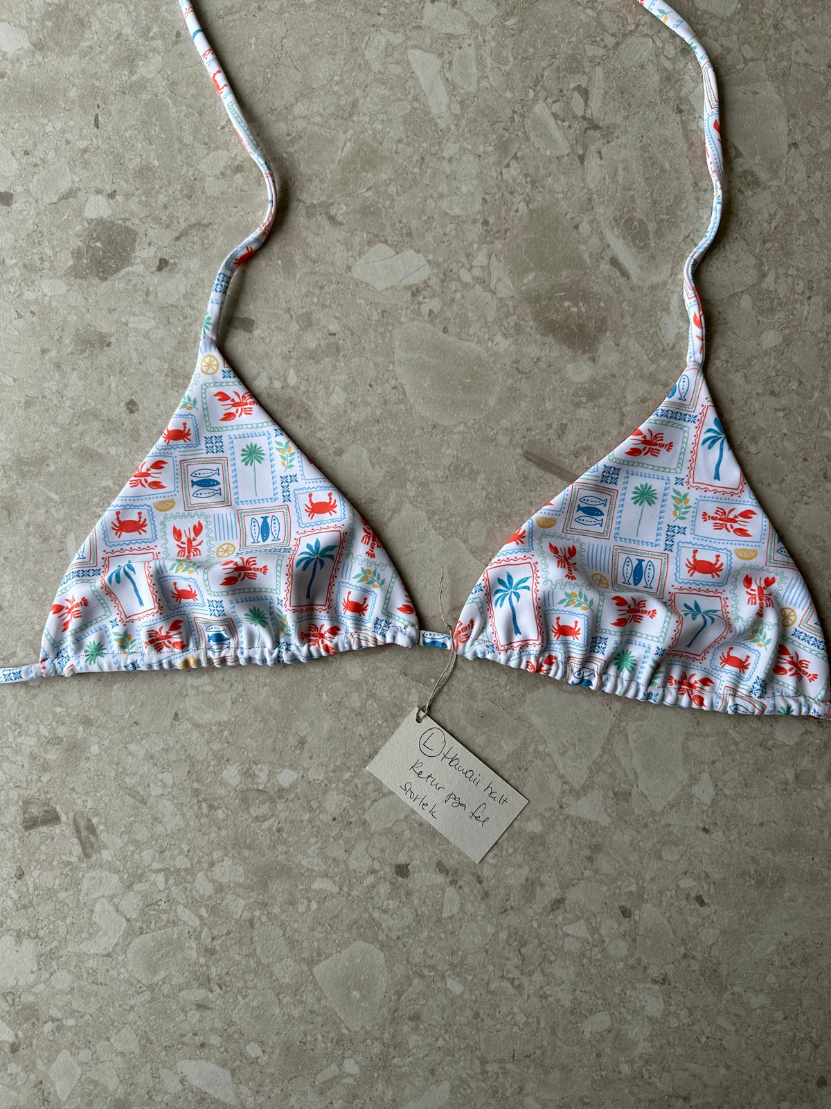 L Hawaii top