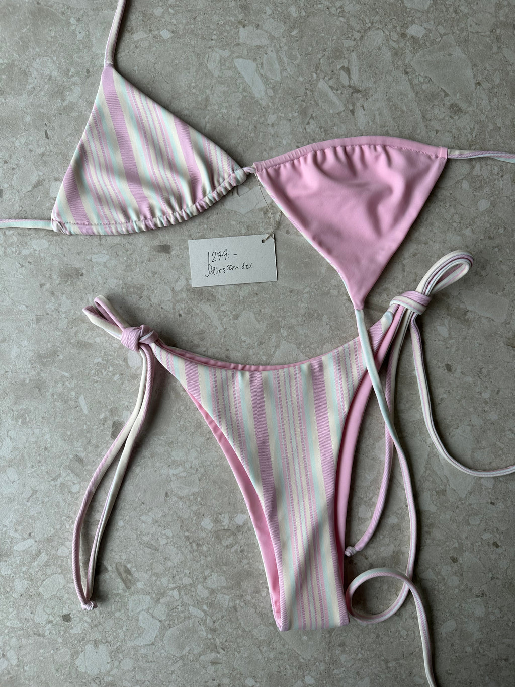 XS Set Hawaii top x Tie up thong