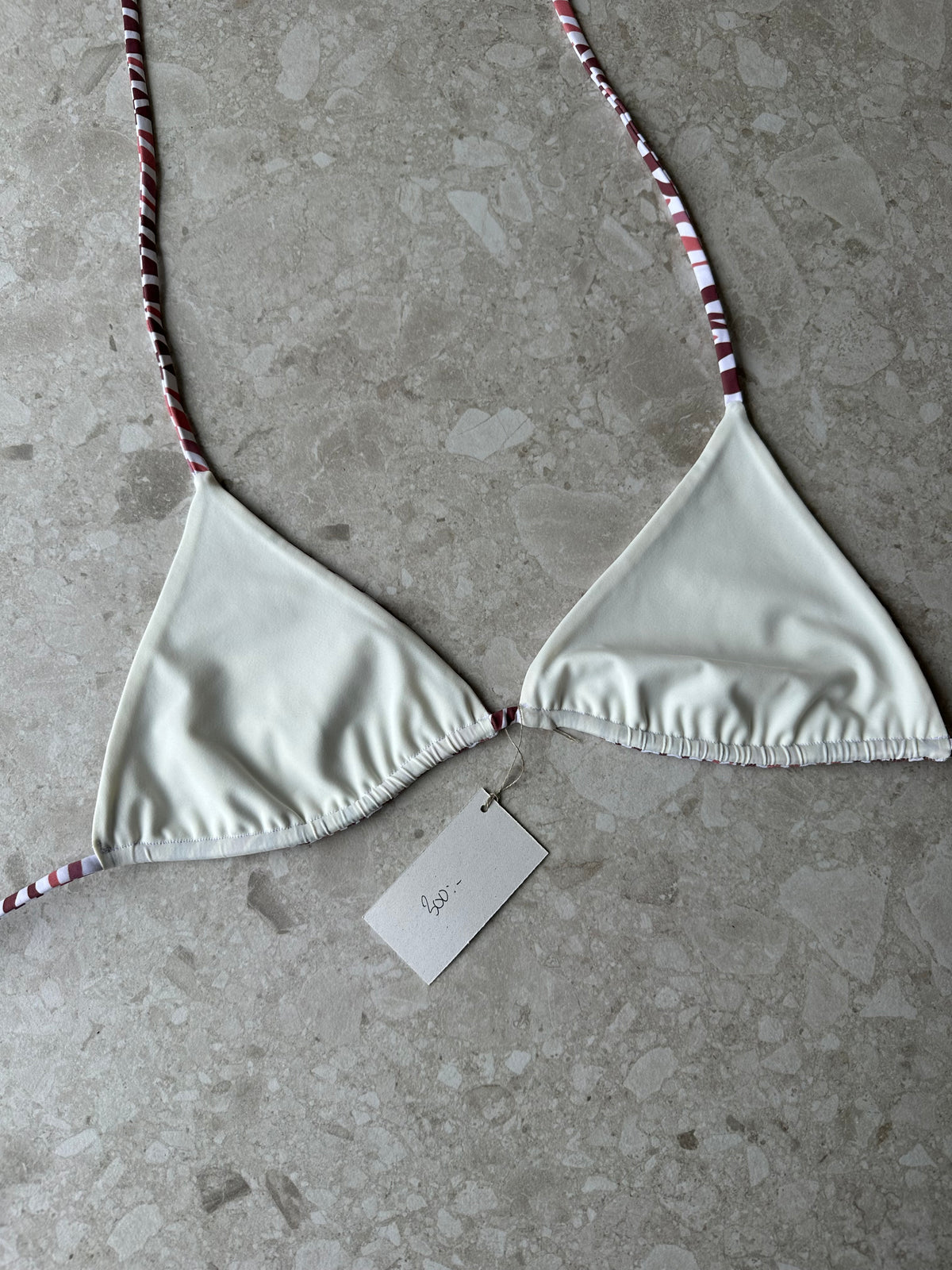 M Hawaii top