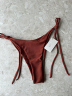 M Tie up thong